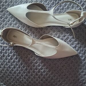 Zara Cream Pointed-Toe Slingback Heels